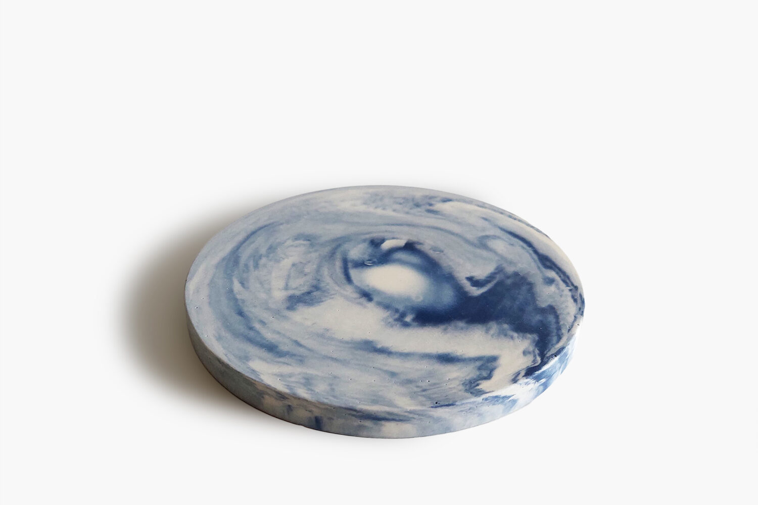 Marble Round Tray - Azure Whisper - Image 2